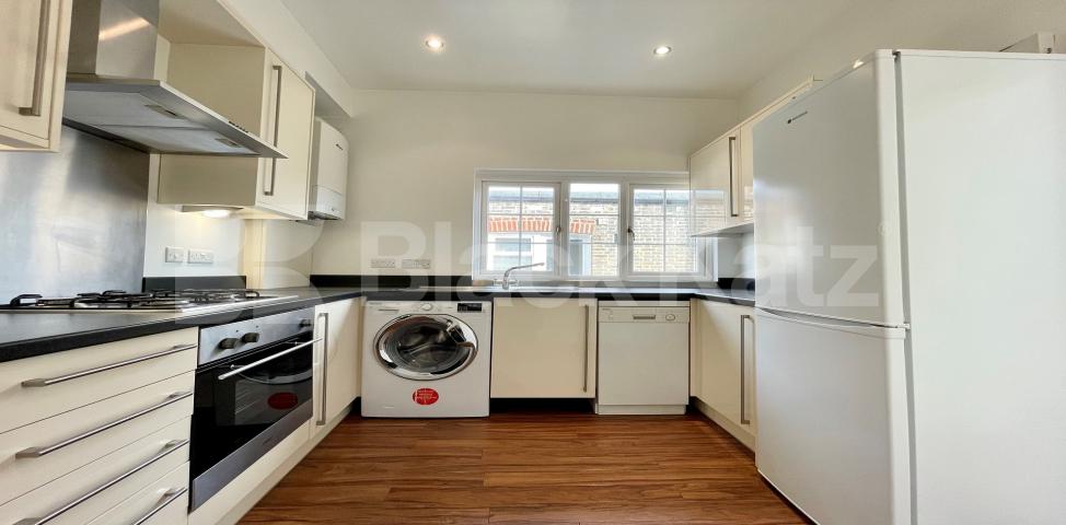 			LET , 1 Bedroom, 1 bath, 2 reception Apartment			 Bavent Road, Denmark Hill