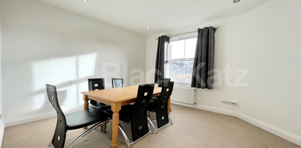 			LET , 1 Bedroom, 1 bath, 2 reception Apartment			 Bavent Road, Denmark Hill