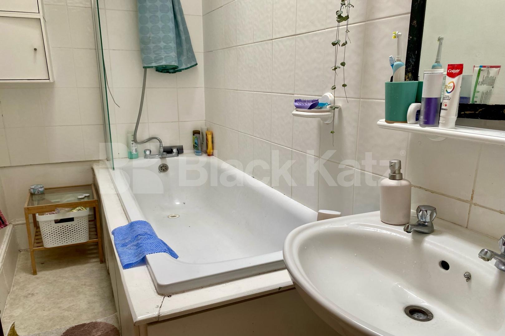 larger than average period conversion  Browning Street, Elephant and Castle