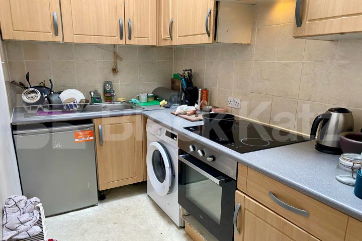 larger than average period conversion  Browning Street, Elephant and Castle