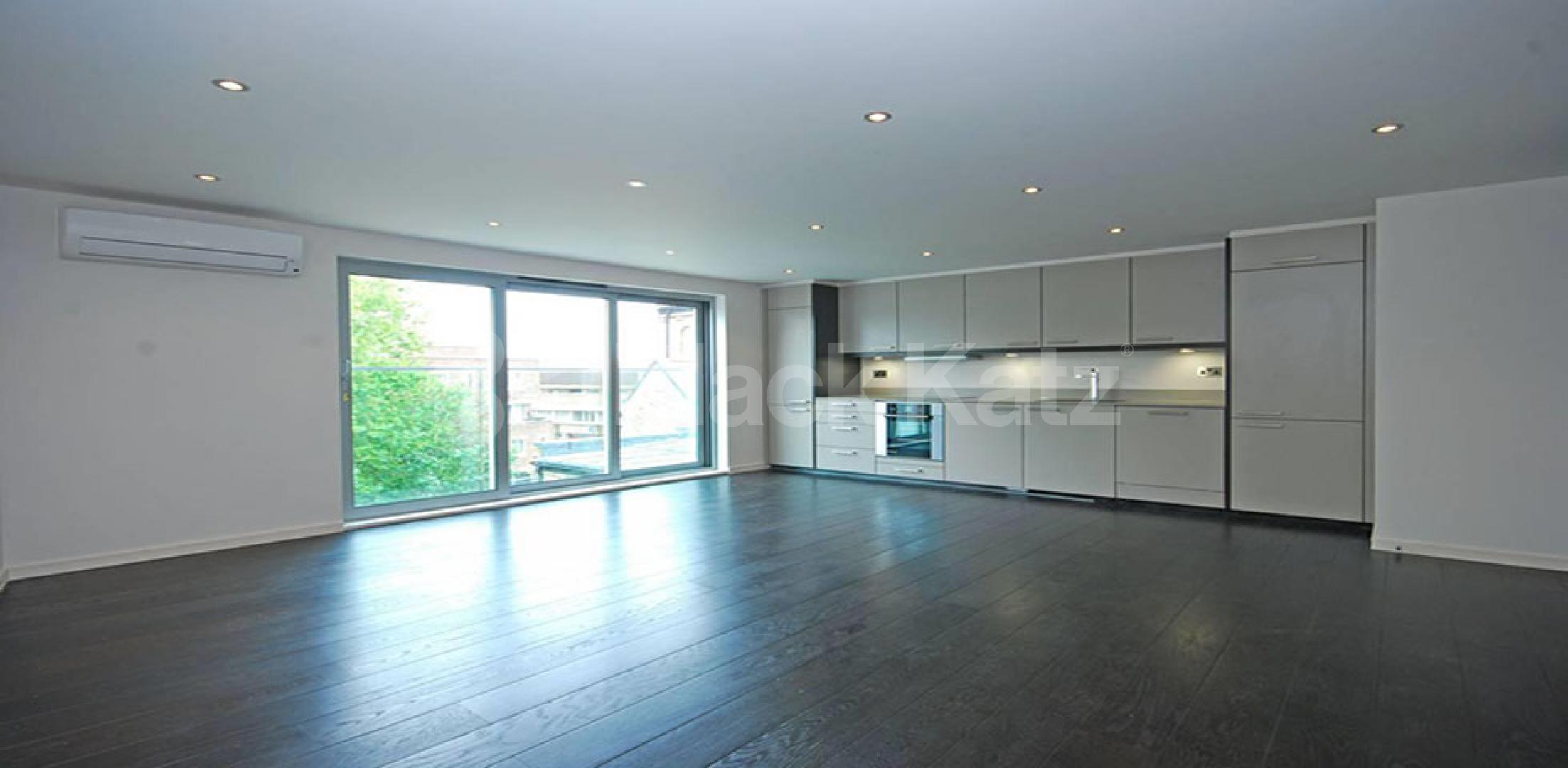 Stunning modern one bed mins to tube & regents park Loudon Road, St Johns Wood / Regents Park