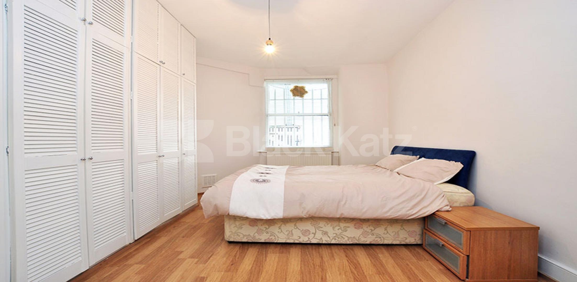 			MINS TO REGENTS PARK!, 1 Bedroom, 1 bath, 1 reception Flat			 Devonshire Place, MARYLEBONE