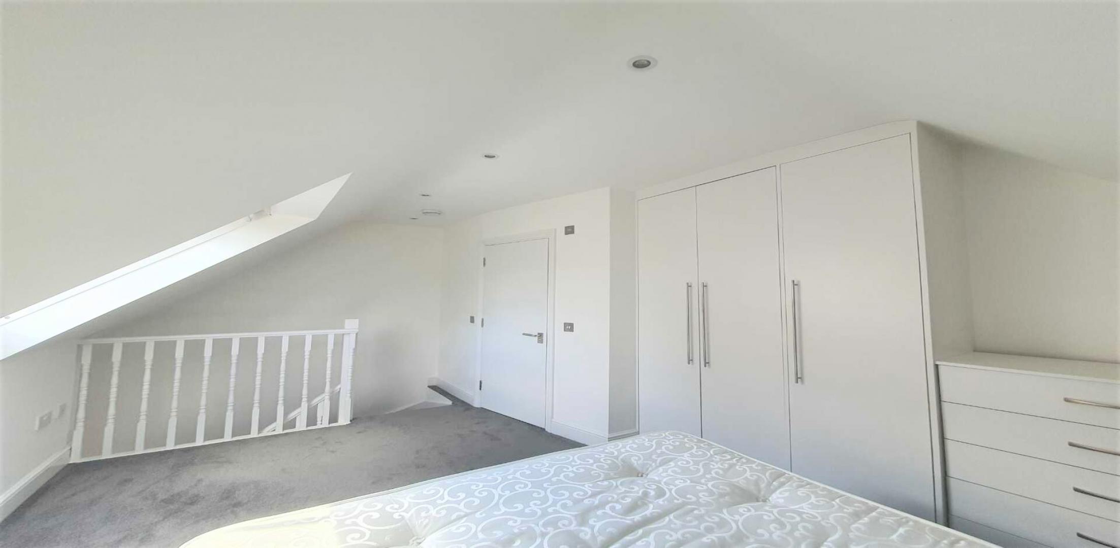			1 Bedroom, 1 bath, 1 reception Flat			 Dartmouth Road, KILBURN/WILLESDEN GREEN