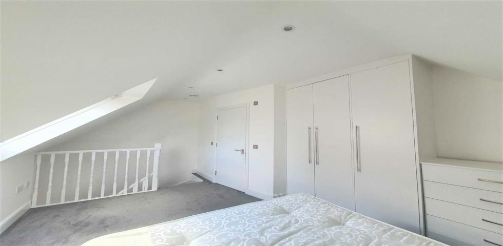			1 Bedroom, 1 bath, 1 reception Flat			 Dartmouth Road, KILBURN/WILLESDEN GREEN