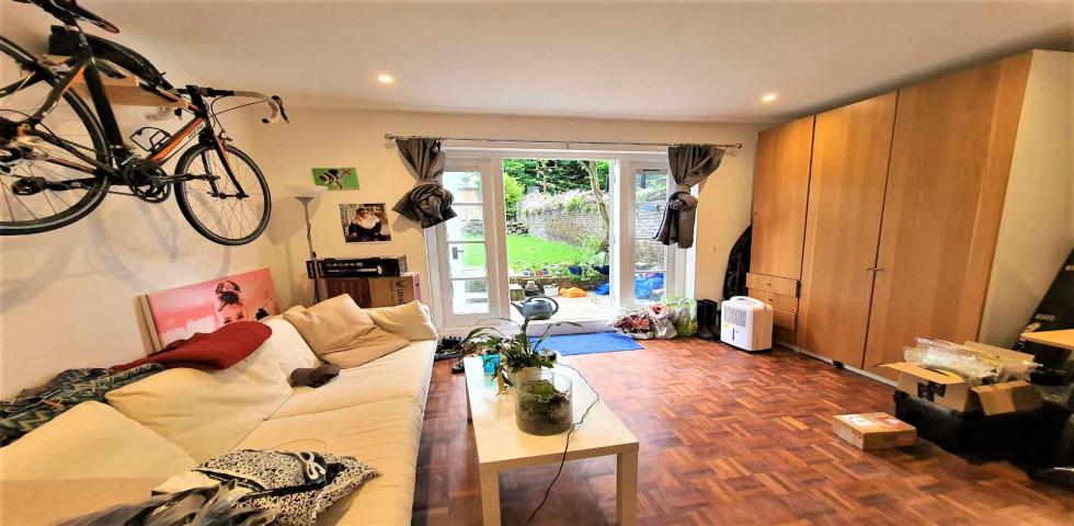 			4 Bedroom, 2 bath, 1 reception Apartment			 Birchington Road, West Hampstead