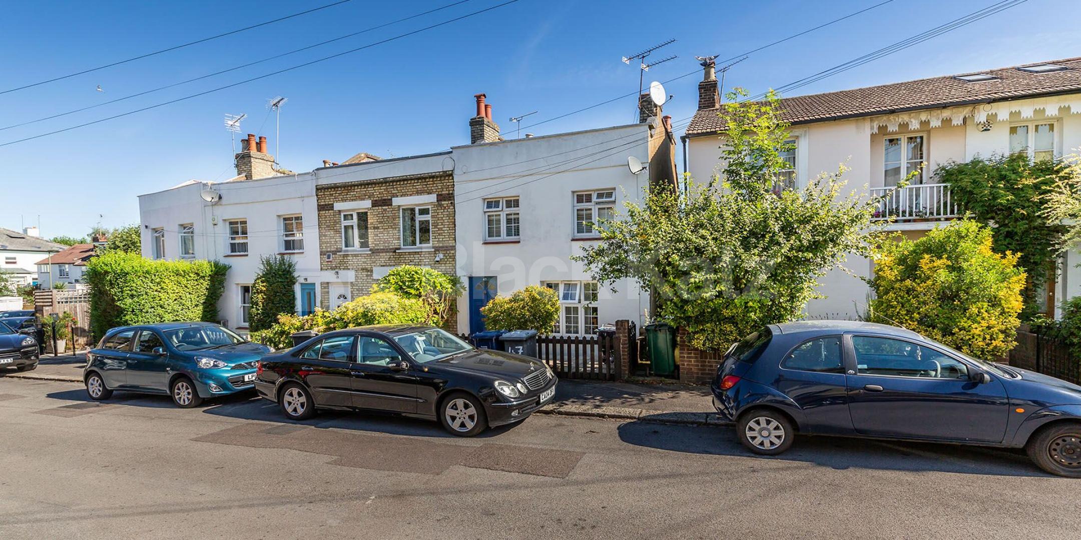 			WHOLE HOUSE!, 3 Bedroom, 1 bath, 1 reception House			 Trinity Road, East Finchley