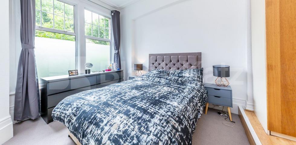			1 Bedroom, 1 bath, 1 reception Ground Floor Flat			 Firs Avenue , Muswell Hill N10