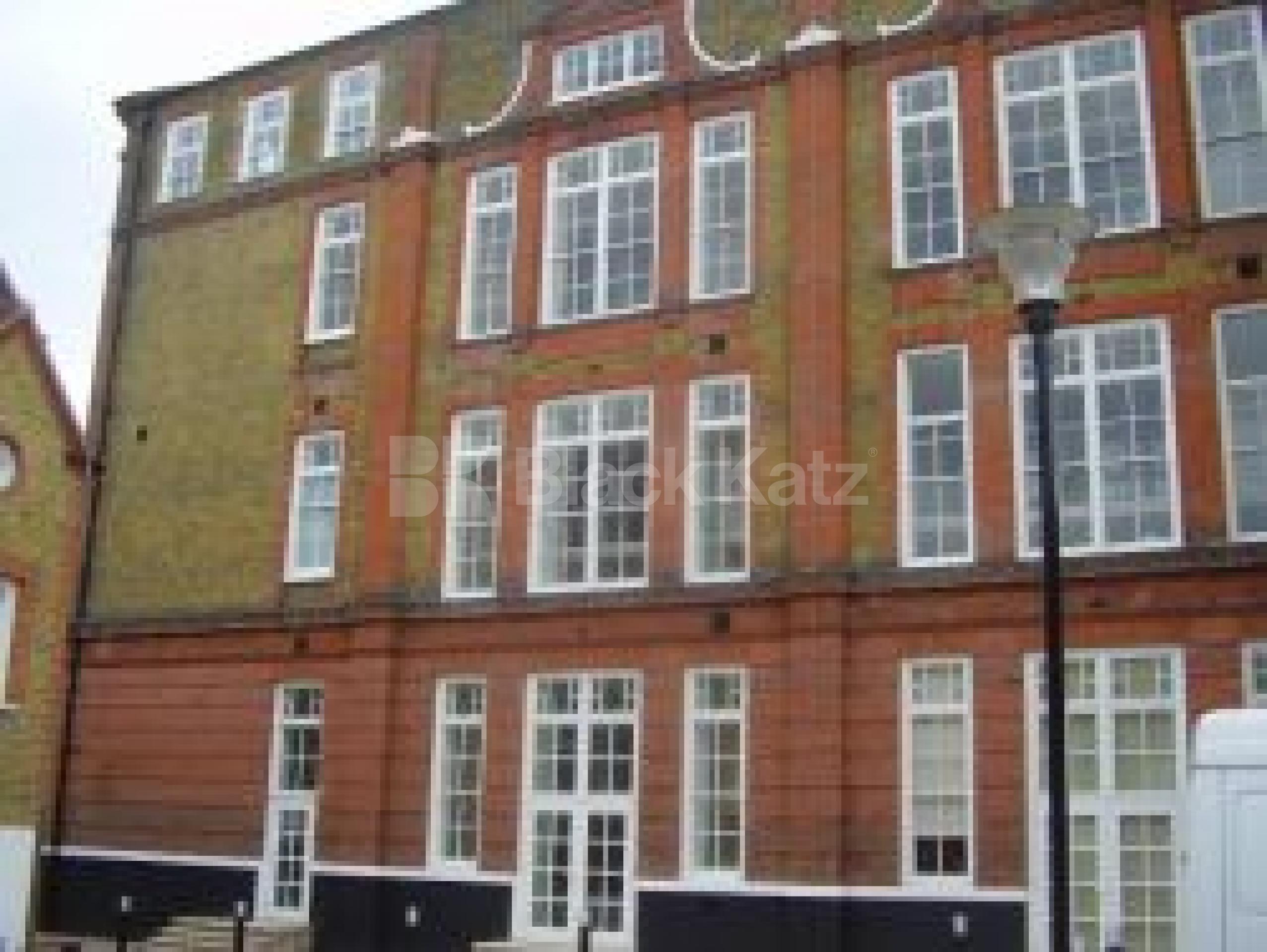 			1 Bedroom, 1 bath, 1 reception Flat			 Batchelor Street, ISLINGTON N1 N1