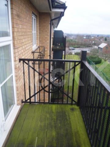 			NEW INSTRUCTION! Includes Water!, 2 Bedroom, 1 bath, 1 reception Flat			 Briar Close, East Finchley