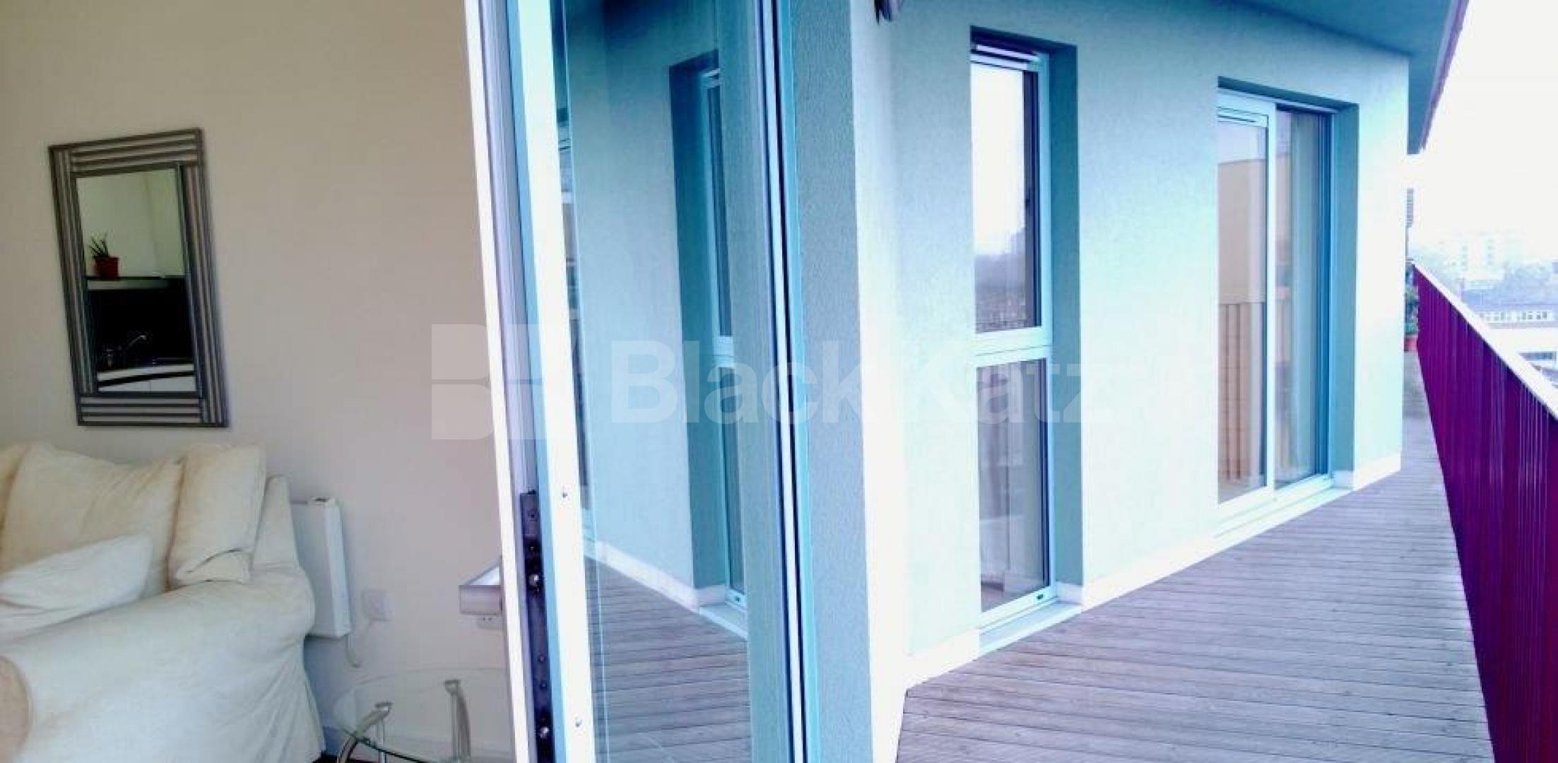 			NEW INSTRUCTION (Includes water rates)., 2 Bedroom, 1 bath, 1 reception Apartment			 South Central East Steedman Street, Elephant and Castle