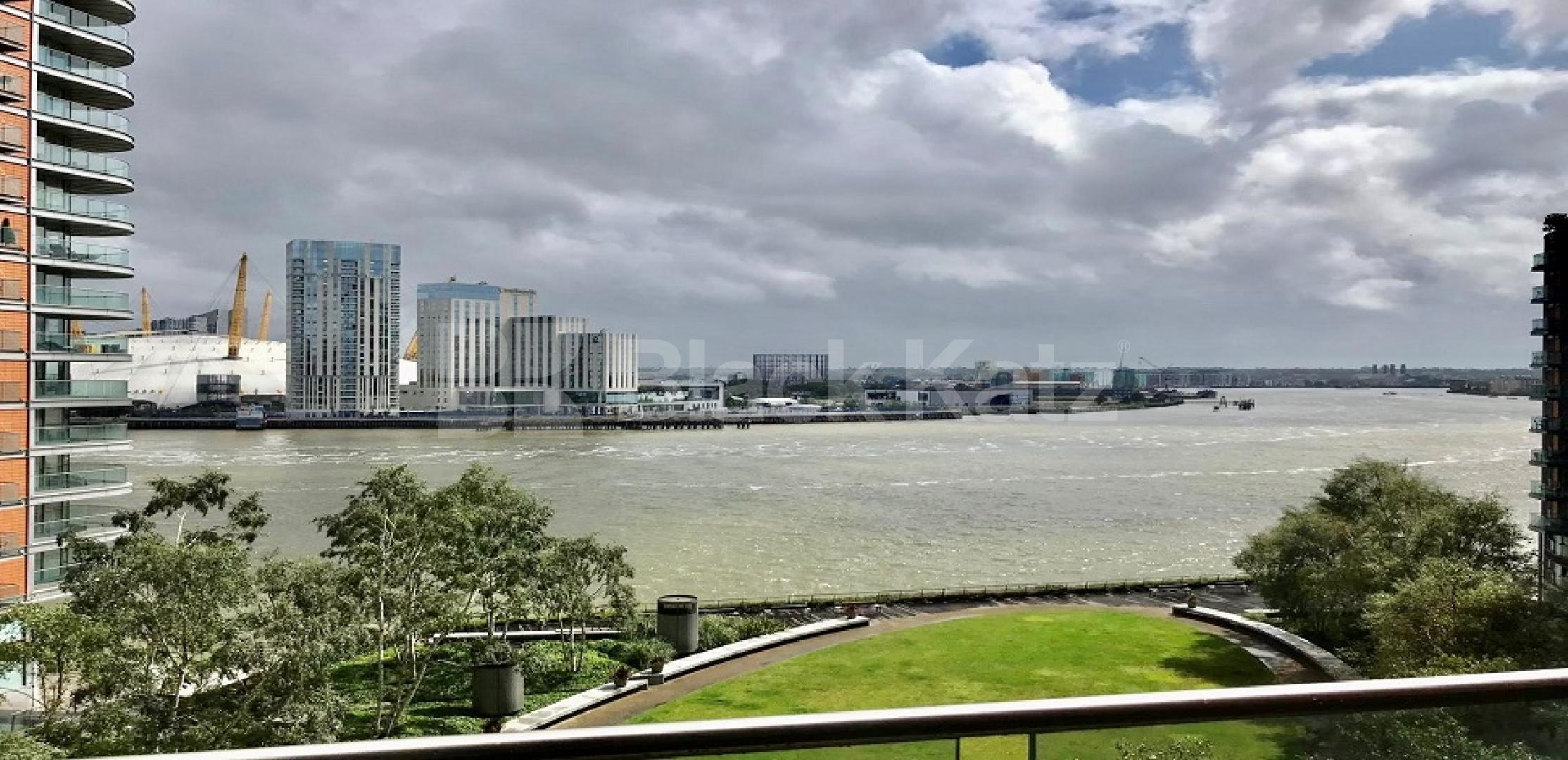 			LET , 2 Bedroom, 1 bath, 1 reception Apartment			 New Providence Wharf, Blackwell