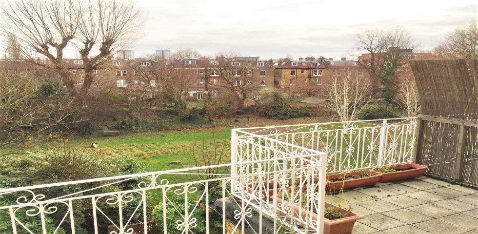 			1 Bedroom, 1 bath, 1 reception Flat			 Broadhurst Gardens, WEST HAMPSTEAD