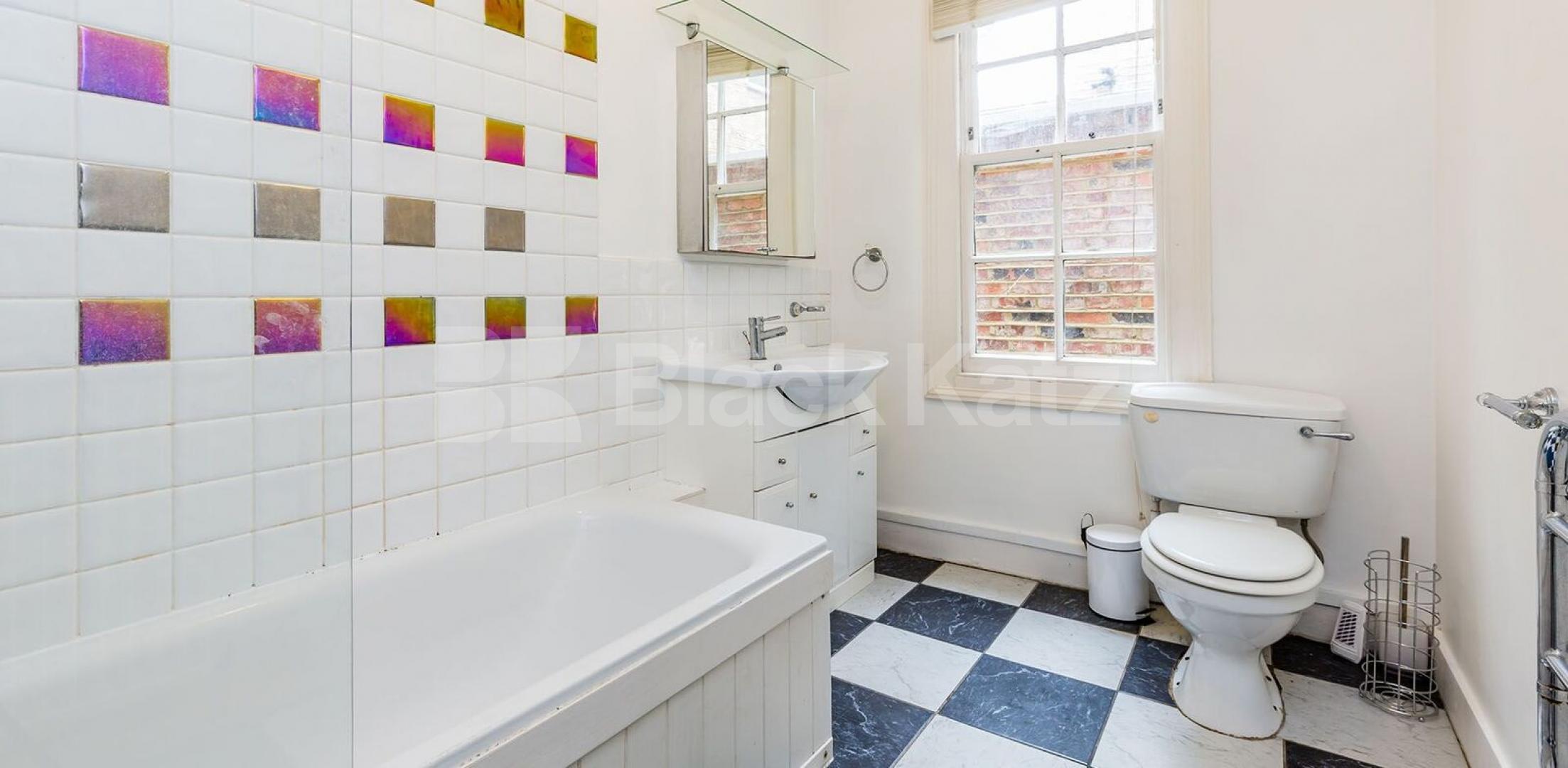 			Beautiful Garden Property !, 2 Bedroom, 1 bath, 1 reception Ground Floor Flat			 Barnard Hill, Muswell Hill