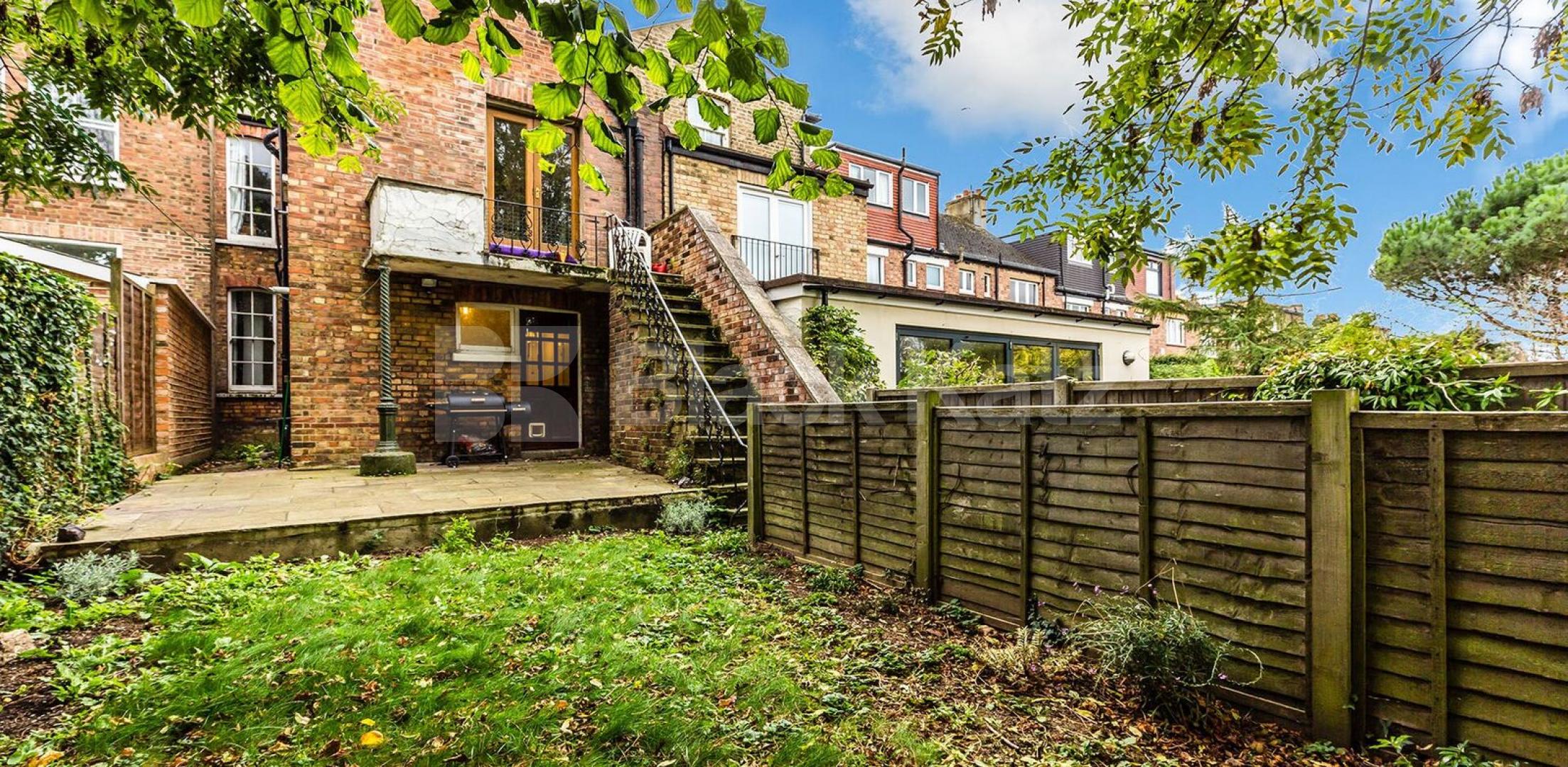 			Beautiful Garden Property !, 2 Bedroom, 1 bath, 1 reception Ground Floor Flat			 Barnard Hill, Muswell Hill