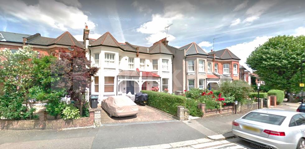 			NEW INSTRUCTION!, 2 Bedroom, 1 bath, 1 reception Flat			 Barrington Road, CROUCH END