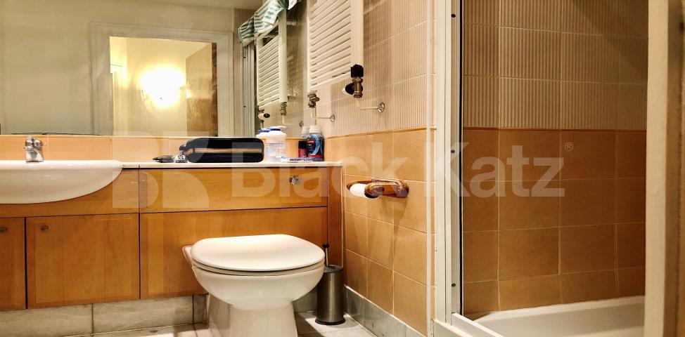 			LET, 2 Bedroom, 2 bath, 1 reception Apartment			 Whitehouse Apartments,  Belvedere Road. , The South Bank/ Waterloo