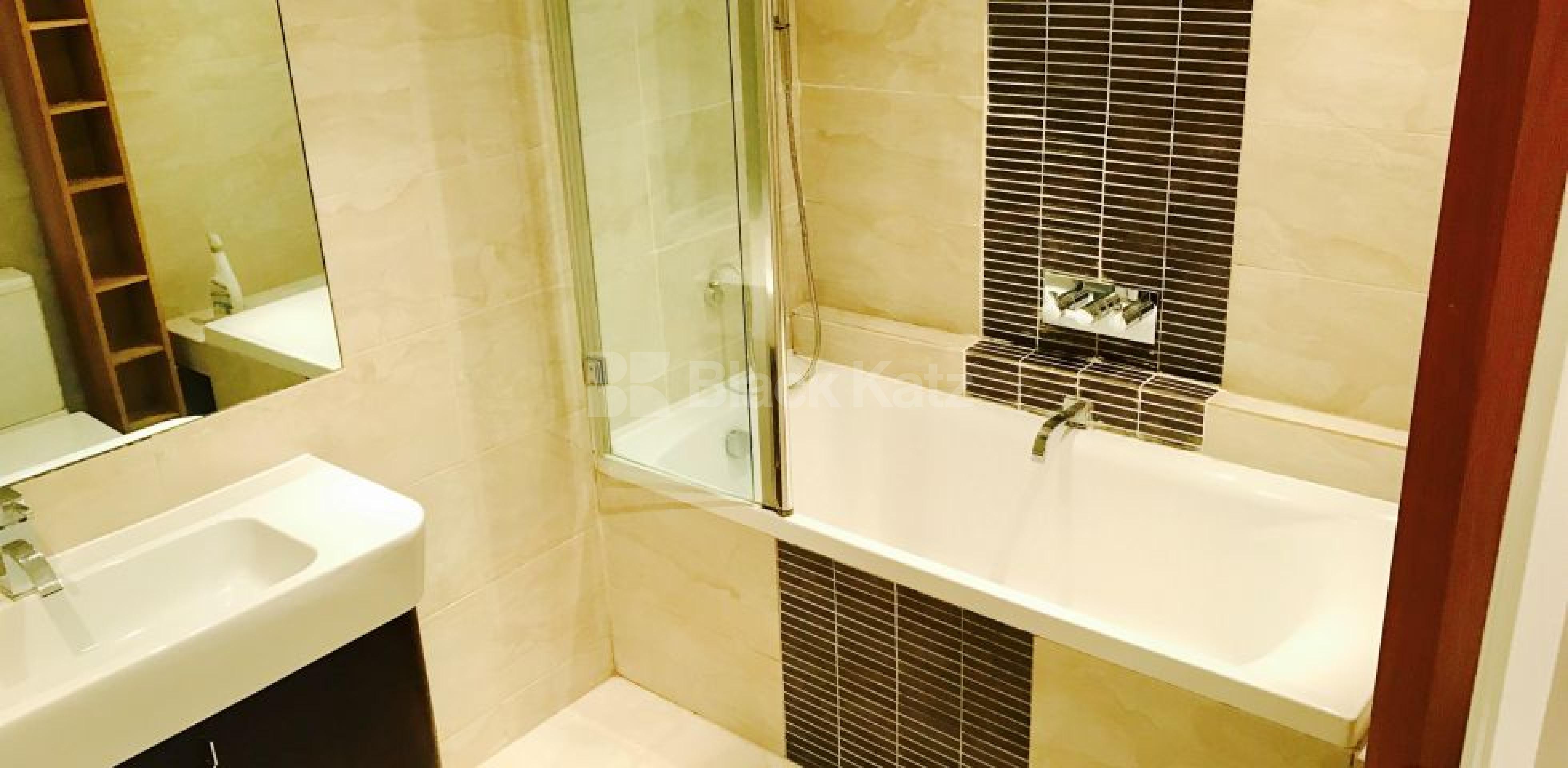 			NEW INSTRUCTION, 2 Bedroom, 1 bath, 1 reception Apartment			 Almeric Road, Clapham Junction SW11