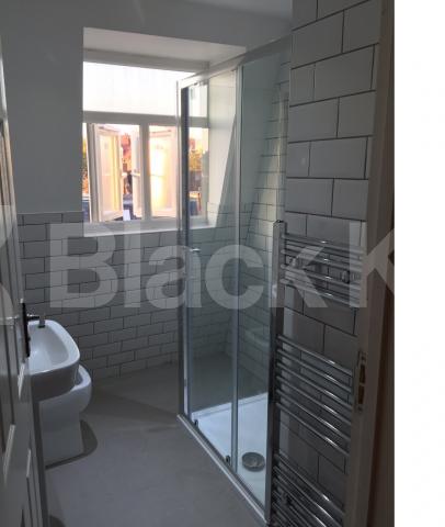 			l, 2 Bedroom, 1 bath, 1 reception Apartment			 Battersea Park Road, Battersea