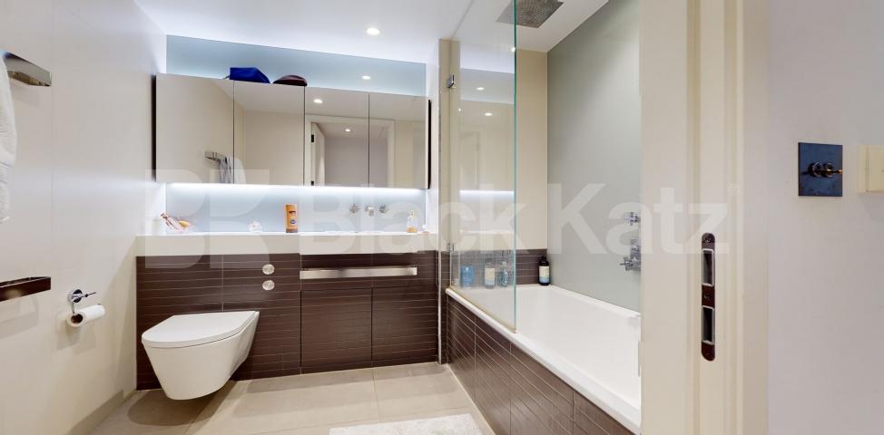 			NEW INSTRUCTION, 1 Bedroom, 1 bath, 1 reception Apartment			 Circus Road West , Battersea Park 