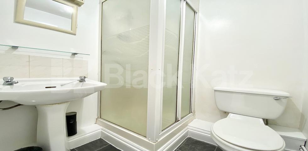 			VIRTUAL TOUR AVAILABLE!, Studio Apartment, 1 bath, 1 reception Apartment			 Chapel Market, ANGEL