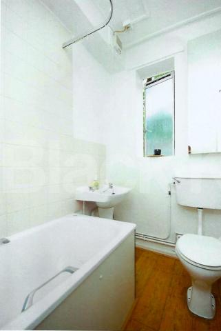 			NEW INSTRUCTION, Studio Apartment, 1 bath, 1 reception Studio			 Avondale Square, Old Kent Road