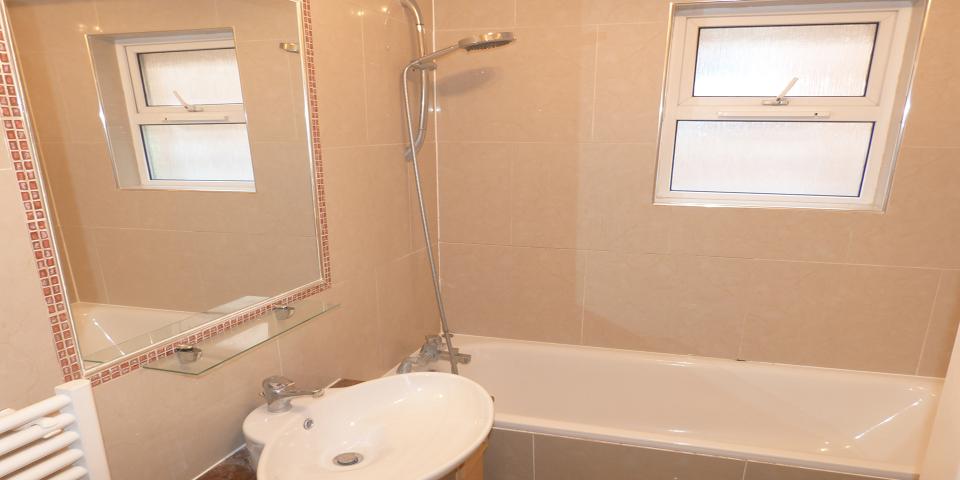 			NEW INSTRUCTION, 1 Bedroom, 1 bath, 1 reception Flat			 North End Road, GOLDERS GREEN