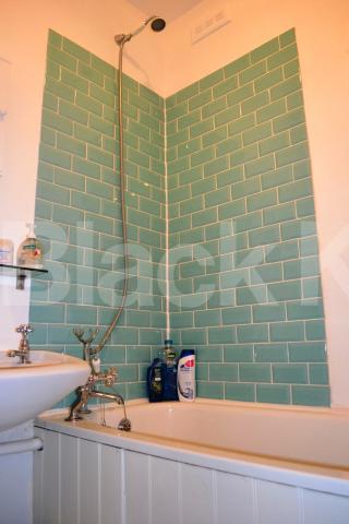 			NEW INSTRUCTION!, 1 Bedroom, 1 bath, 1 reception Flat			 Kentish Town Road, KENTISH TOWN/CAMDEN