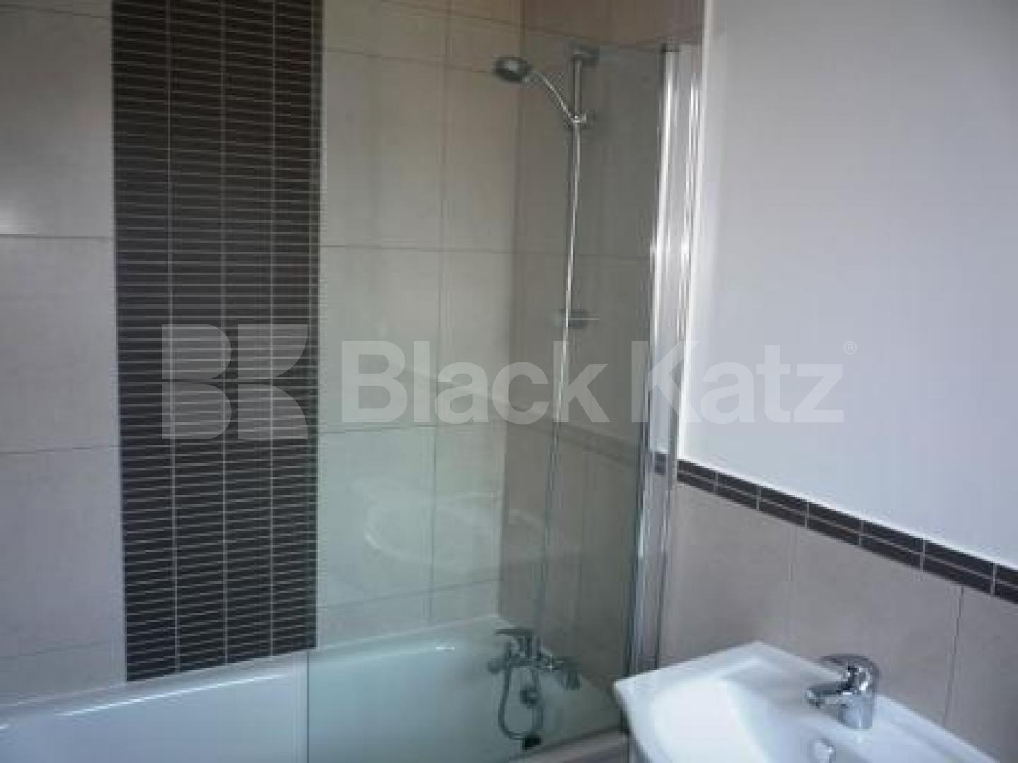 			NEW MODERN TWO BEDROOM HOUSE!, 2 Bedroom, 1 bath, 1 reception Mews House			 Inderwick Road, CROUCH END