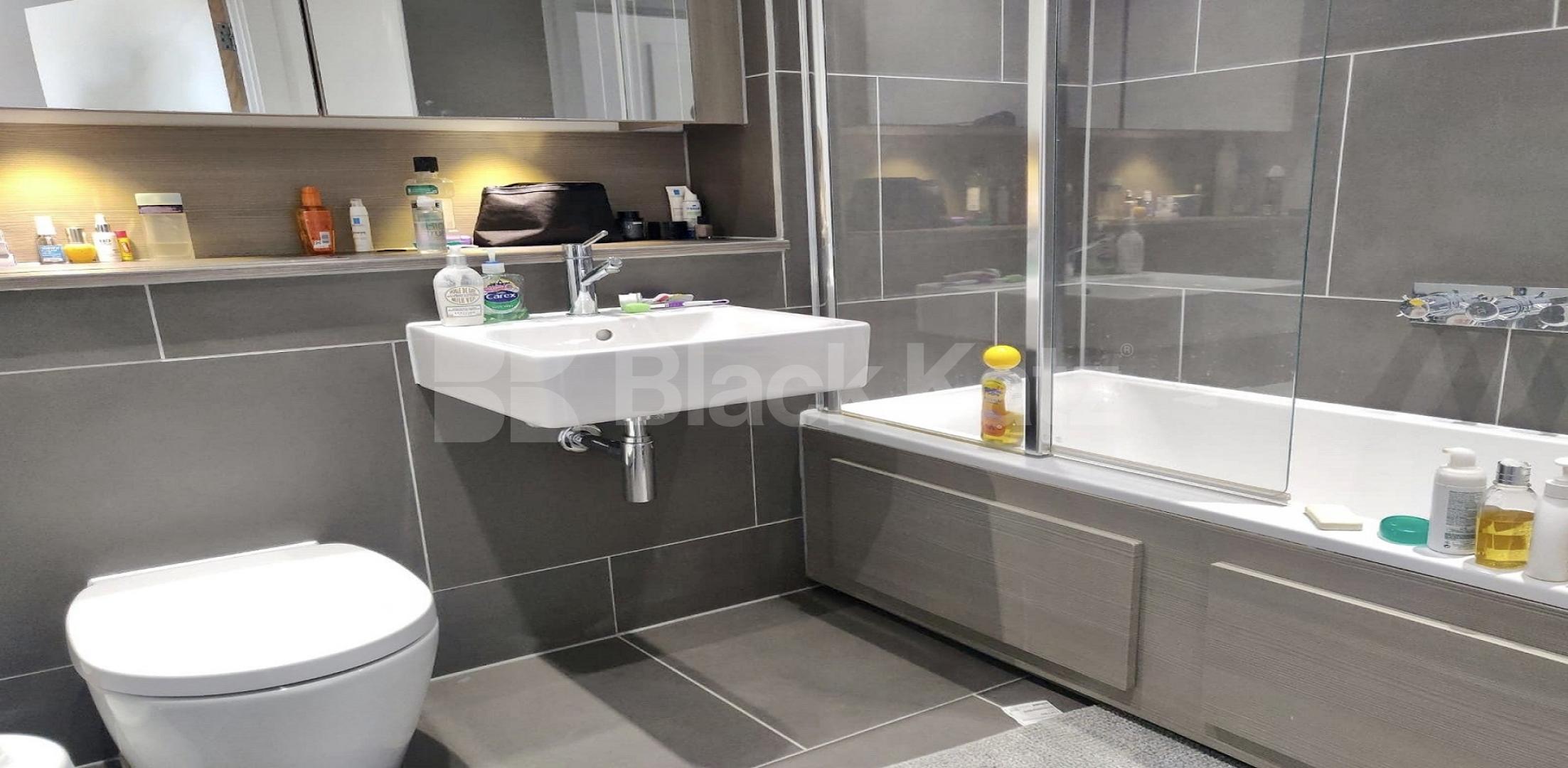 			UNDER OFFER , 1 Bedroom, 1 bath, 1 reception Penthouse			  Butler court. Hyde Lane, Battersea 