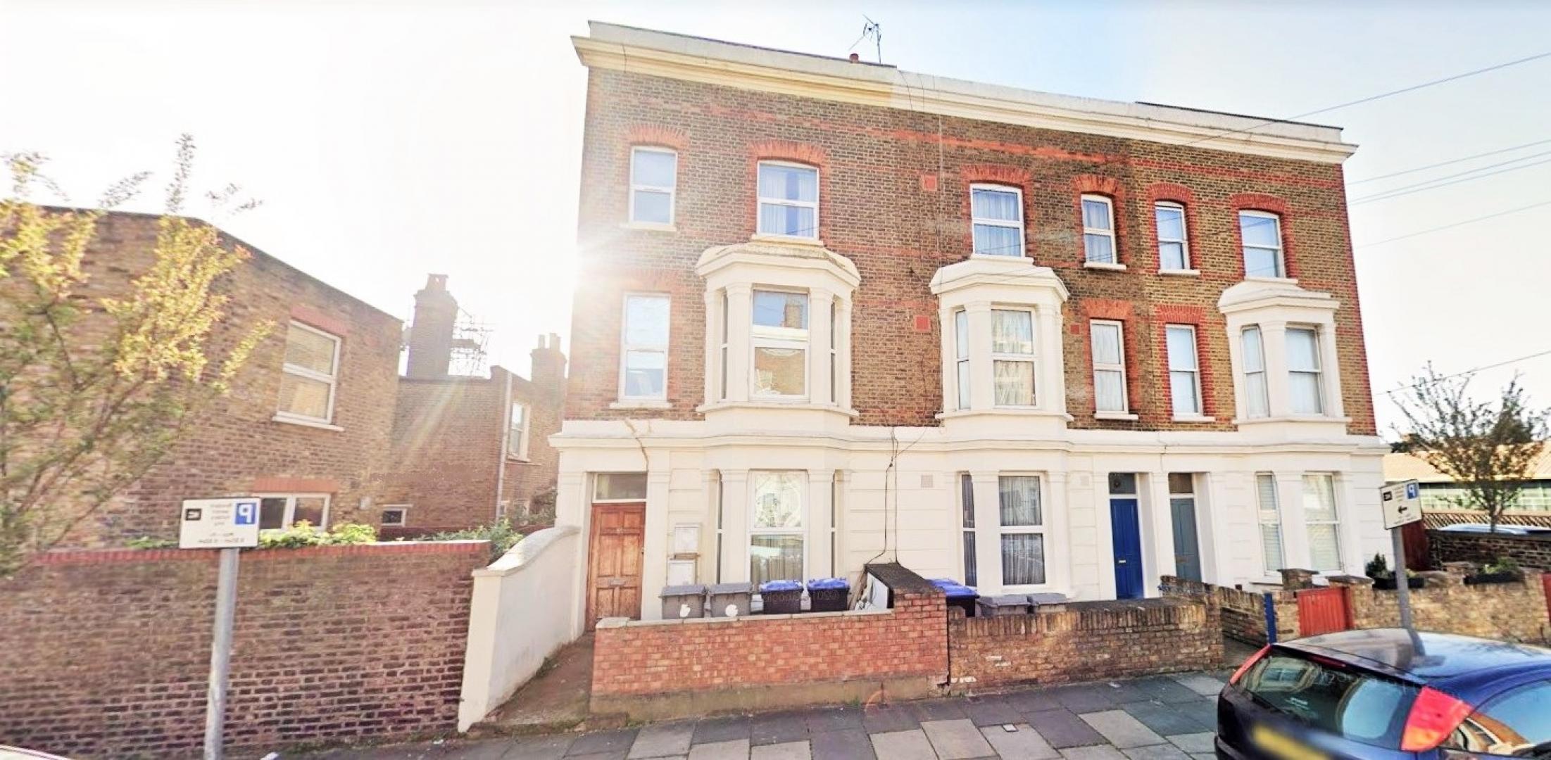 			1 Bedroom, 1 bath, 1 reception Apartment			 Claremont Road, QUEENS PARK