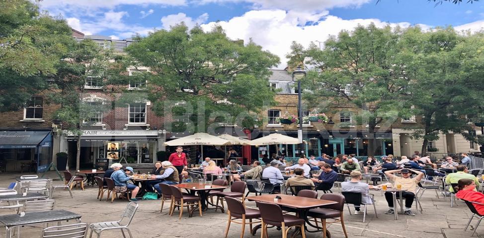 			NEW INSTRUCTION , 2 Bedroom, 1 bath, 1 reception Penthouse			 Battersea Square, Battersea 