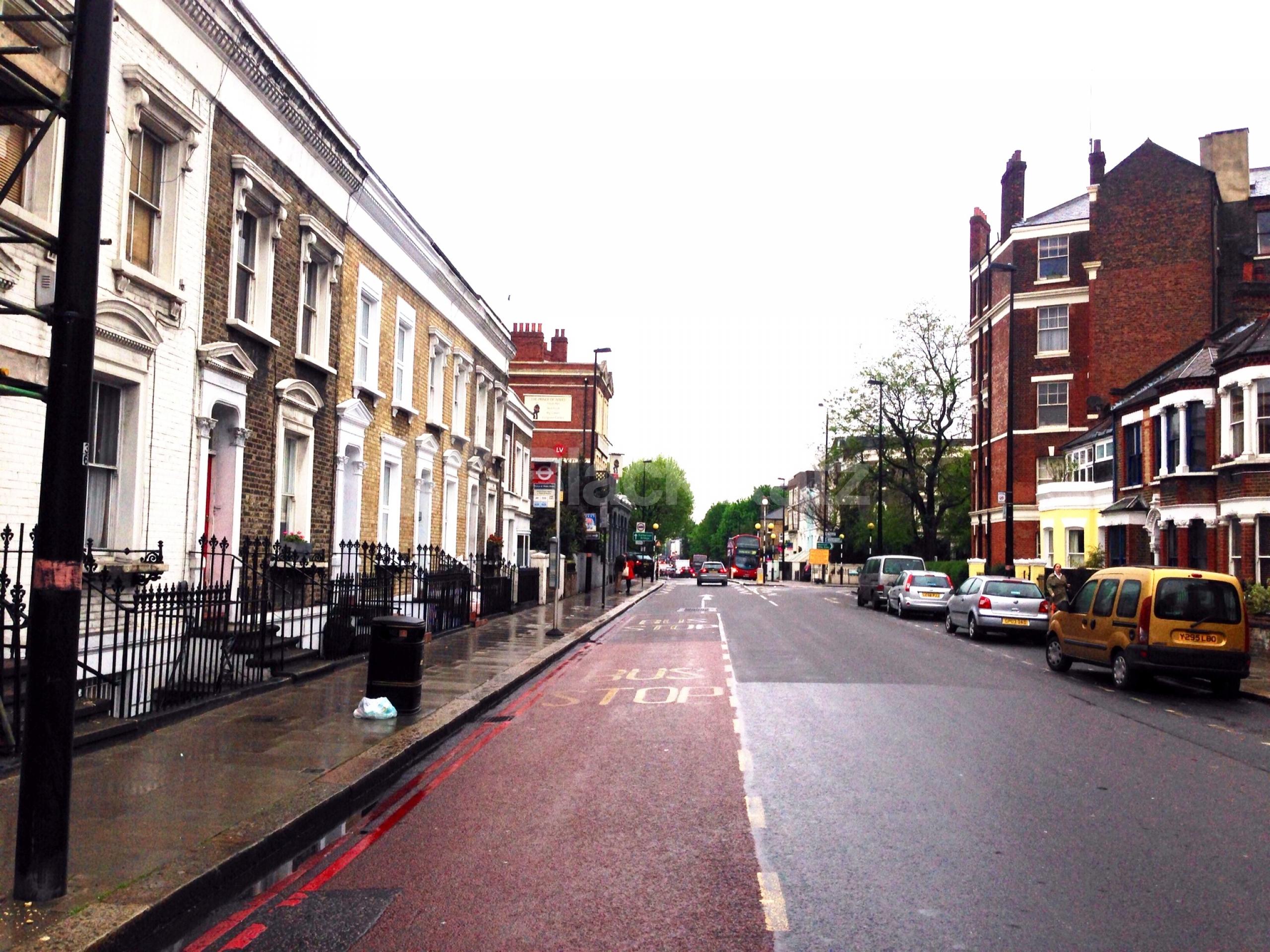 			NEW INSTRUCTION, 3 Bedroom, 1 bath, 1 reception Apartment			 Battersea Bridge Road., Battersea SW11