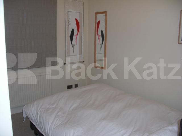 			NEW INSTRUCTION!, 1 Bedroom, 1 bath, 1 reception Flat			 Sutherland Avenue, MAIDA VALE