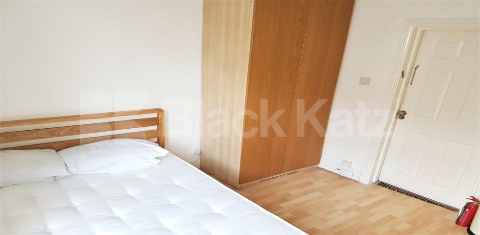 			NEW INSTRUCTION, Studio Apartment, 1 bath, 1 reception Flat			 Birch Grove , ACTON 