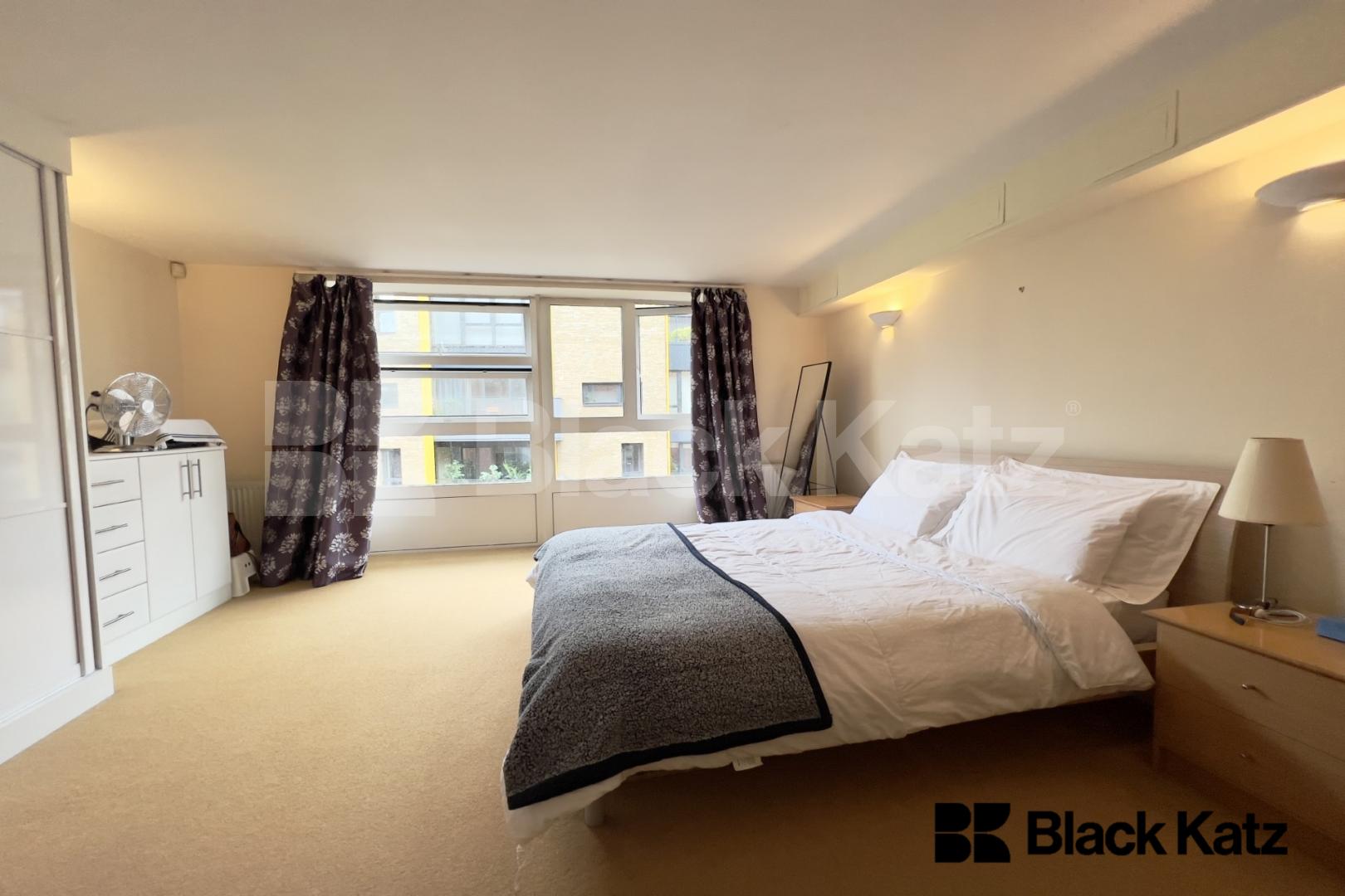 Duplex one bedroomed apartment which Includes Residents Parking & Water Rates Florin Court. Tanner Street, London Bridge 