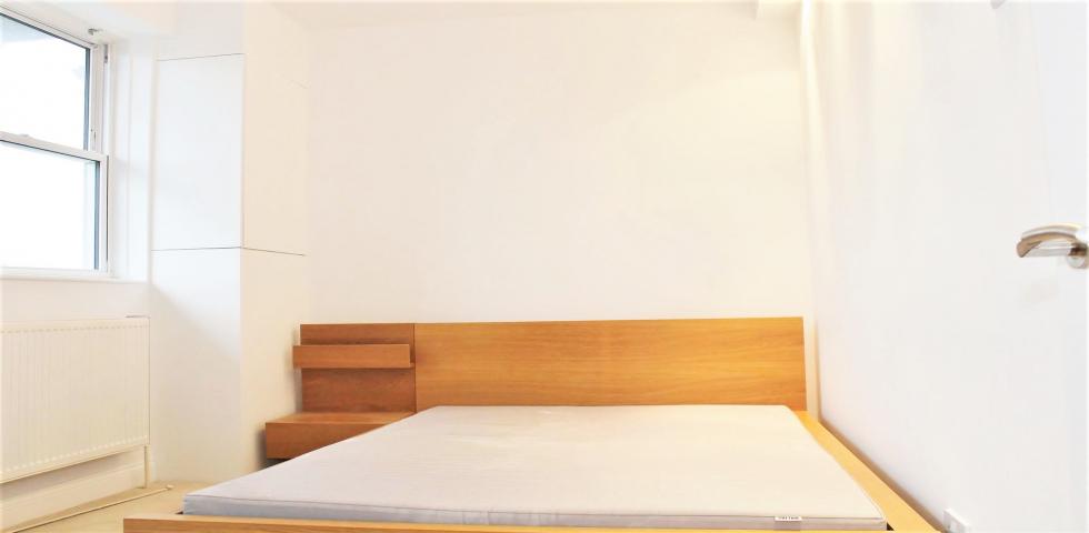 			1 Bedroom, 1 bath, 1 reception Apartment			 Westbourne Grove, NOTTING HILL GATE