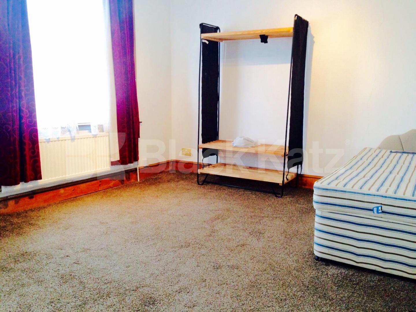 			NEW INSTRUCTION (Includes Council Tax & water rates), 1 Bedroom, 1 bath, 1 reception Apartment			 Selkirk Road, Tooting Broadway