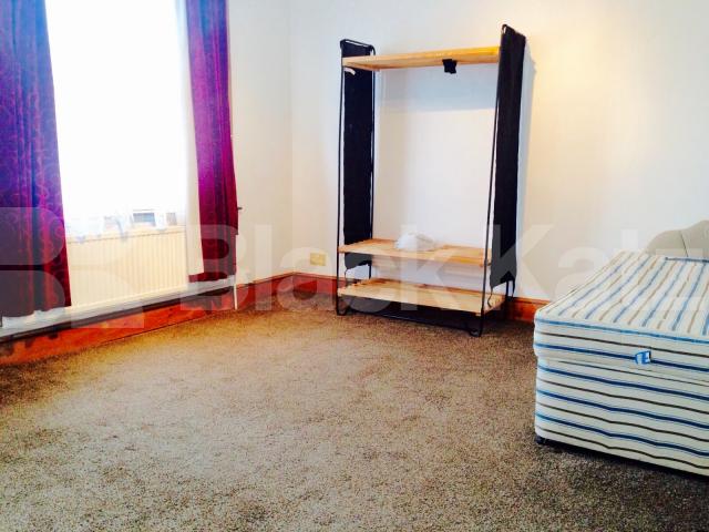 			NEW INSTRUCTION (Includes Council Tax & water rates), 1 Bedroom, 1 bath, 1 reception Apartment			 Selkirk Road, Tooting Broadway