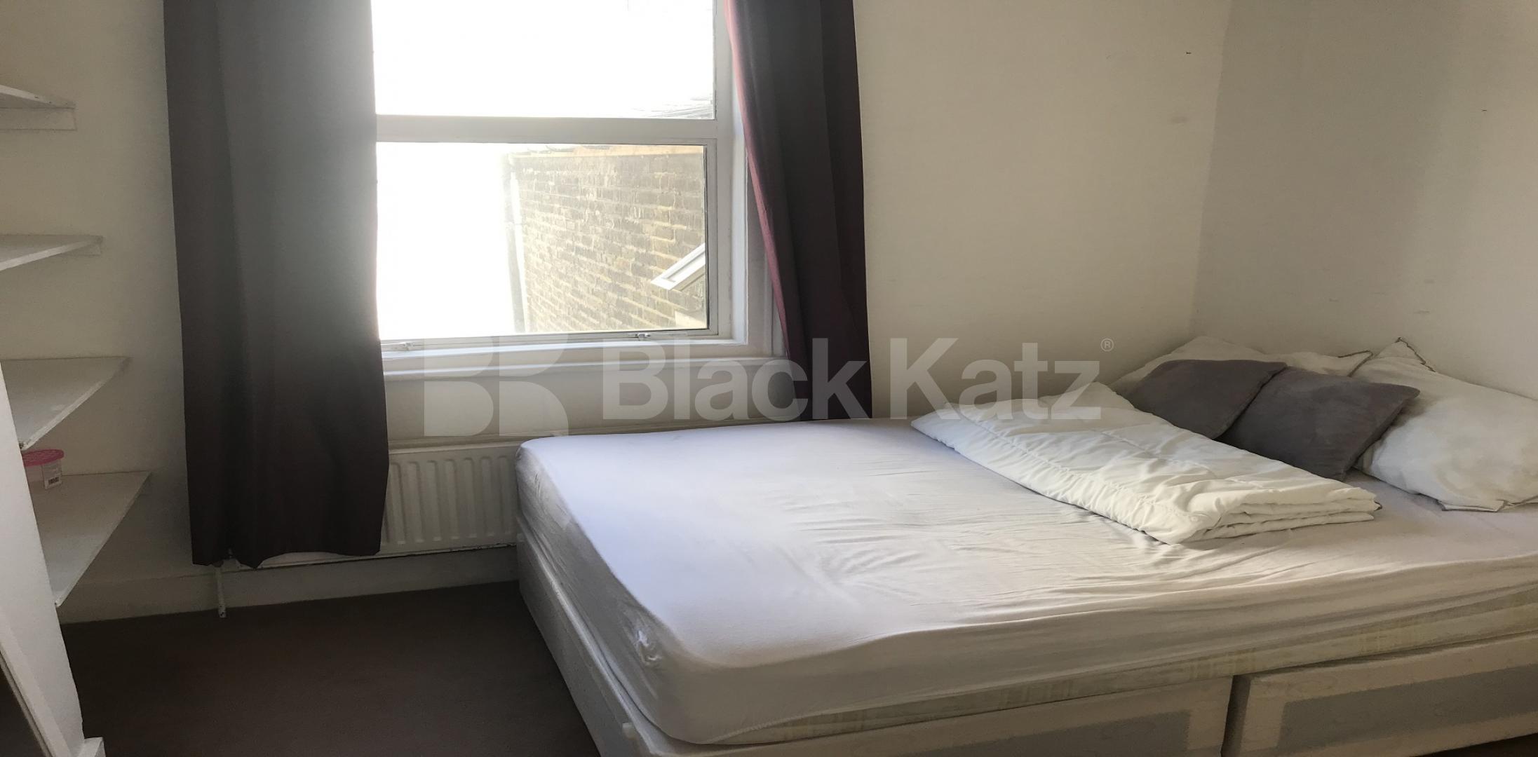 			LET , 4 Bedroom, 1 bath, 1 reception Apartment			 Queenstown Road, Battersea Park