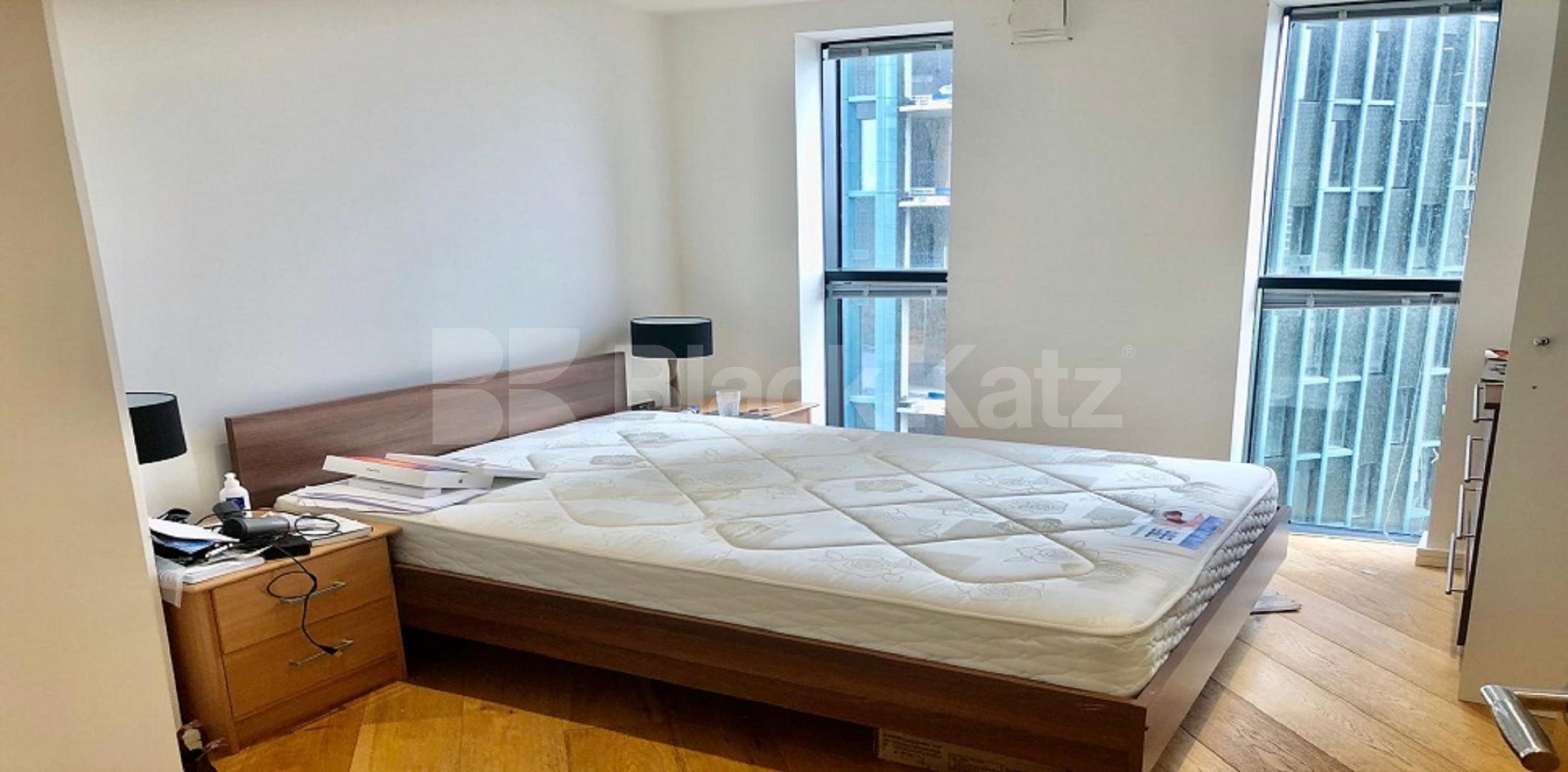 850 Sq. Ft with private balcony, two communal roof terraces & stunning views The Pioneer Building Newington Causeway, Borough