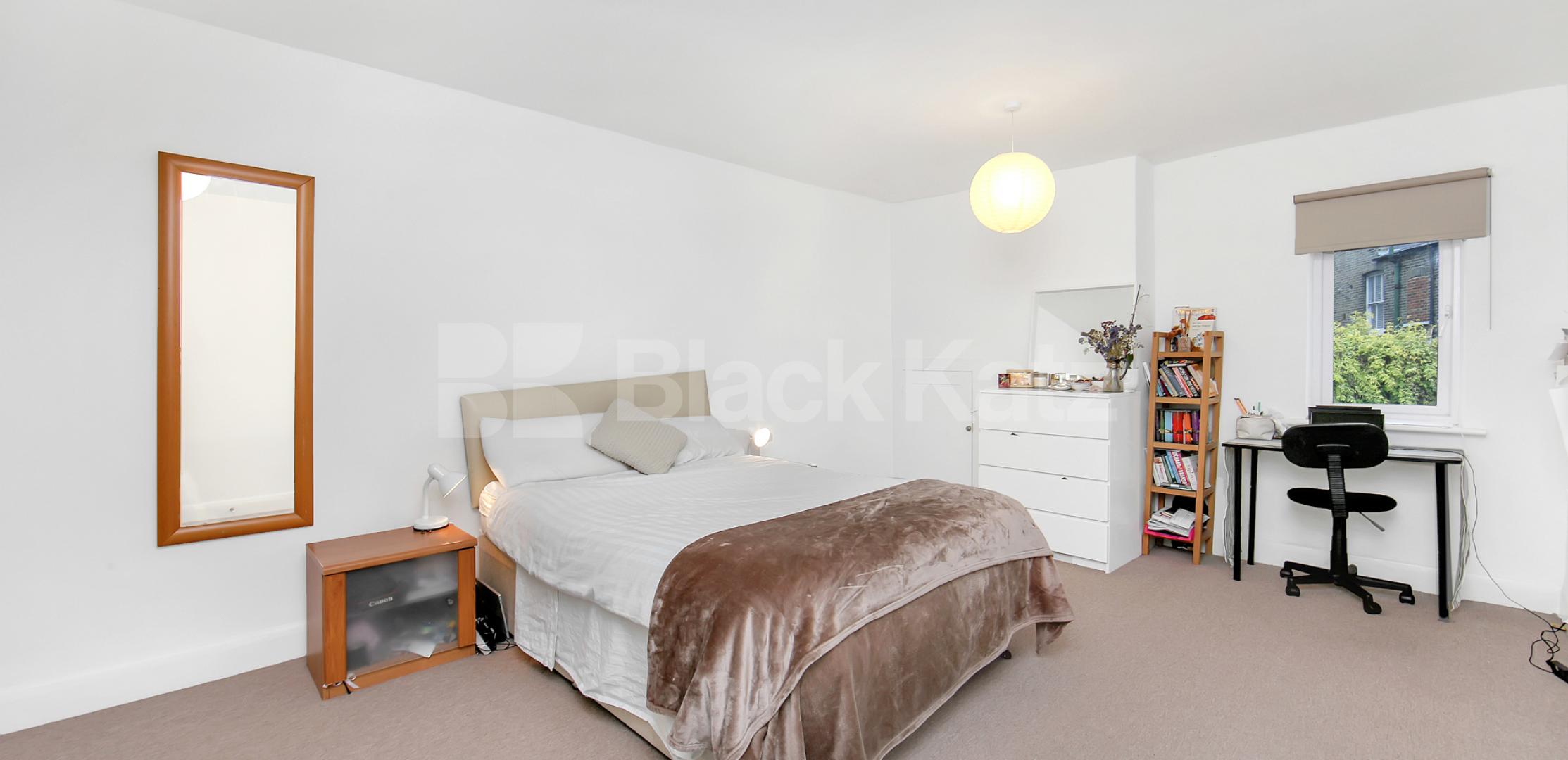 			UNDER OFFER , 1 Bedroom, 1 bath, 1 reception Apartment			 Stonhouse Street, Clapham High Street