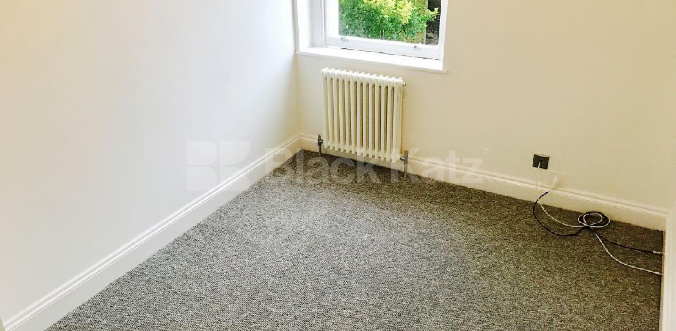 			NEW INSTRUCTION, 2 Bedroom, 1 bath, 1 reception Apartment			 Almeric Road, Clapham Junction