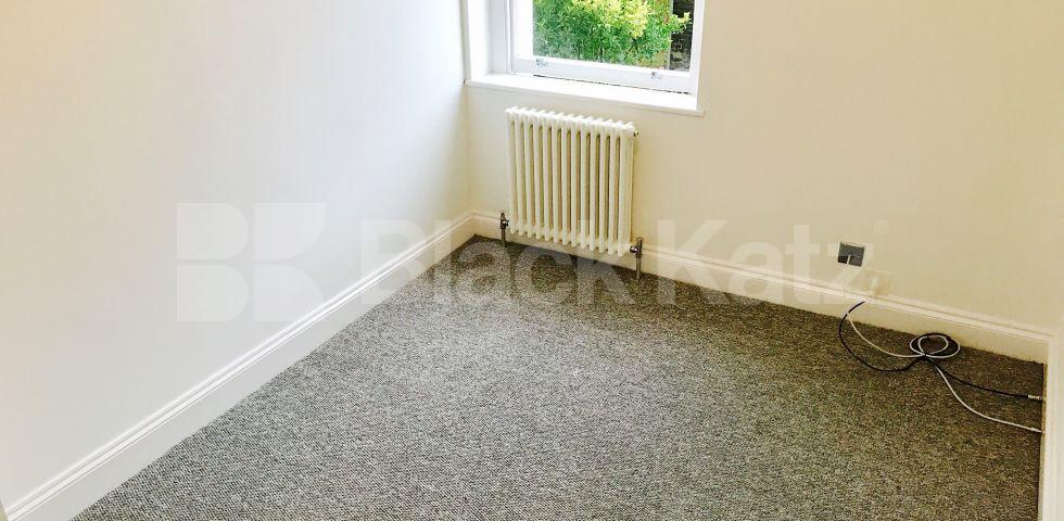 			NEW INSTRUCTION, 2 Bedroom, 1 bath, 1 reception Apartment			 Almeric Road, Clapham Junction