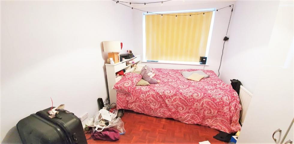 			2 Bedroom, 1 bath, 1 reception Flat			 Teignmouth Road, MAPESBURY CONSERVATION AREA