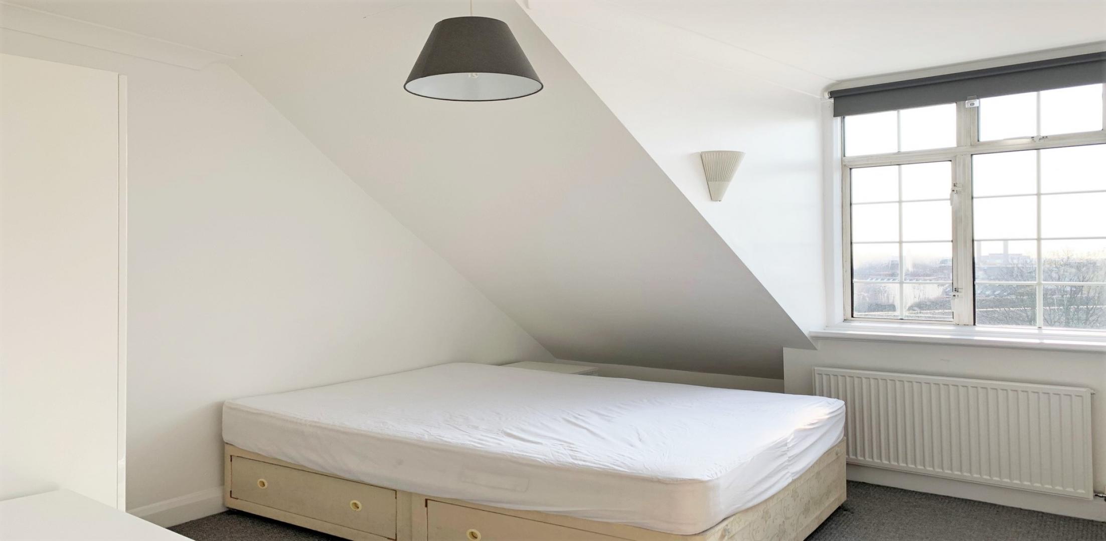 			2 Bedroom, 1 bath, 1 reception Flat			 Burnley Road, DOLLIS HILL