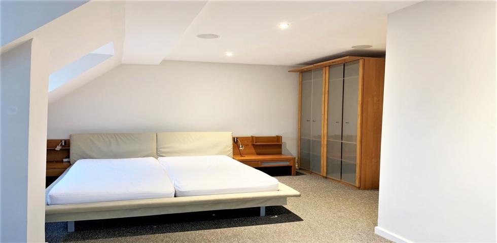 			4 Bedroom, 1 bath, 1 reception Apartment			 Lymington Road, WEST HAMPSTEAD