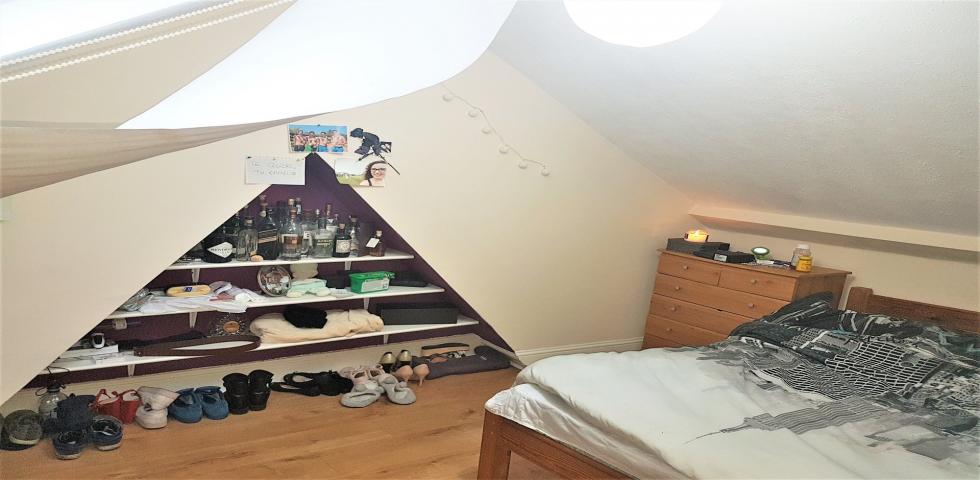 			2 Bedroom, 1 bath, 1 reception Flat			 Burnley Road, DOLLIS HILL