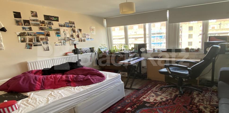 			NEW INSTRUCTION, 5 Bedroom, 1 bath, 1 reception Apartment			 Blore Close, Stockwell 