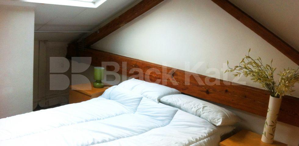 			NEW INSTRUCTION, 1 Bedroom, 1 bath, 1 reception Terraced House			 The Paragon, Searles Road, SE1, Borough / Elephant and Castle 