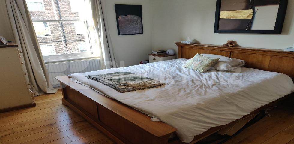 			NEW INSTRUCTION, 2 Bedroom, 1 bath, 1 reception Penthouse			 Oval Mansions, Vauxhall/ Oval